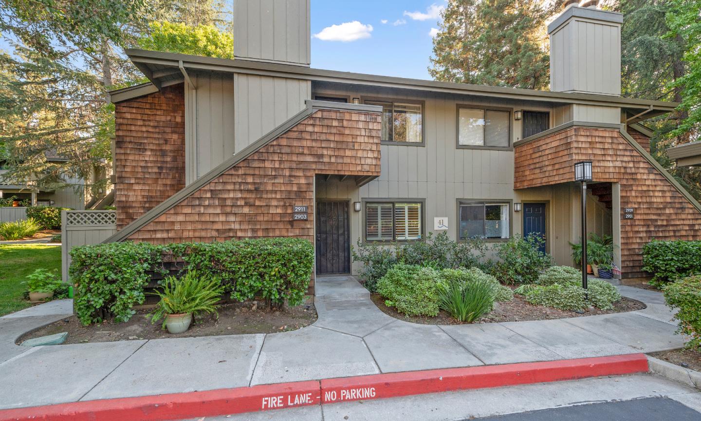 Neighborhood Neighborhood-82