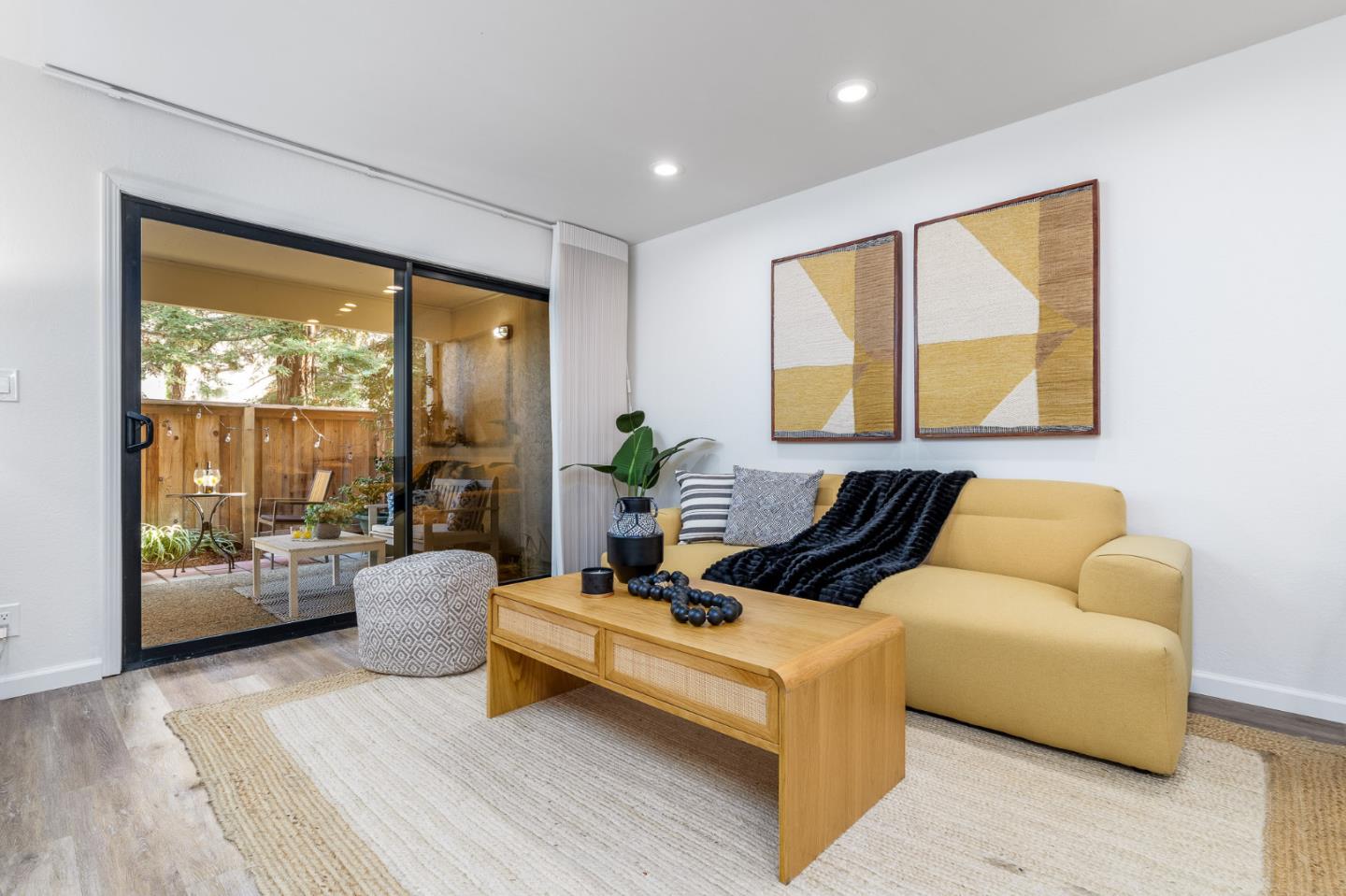 Neighborhood Neighborhood-74