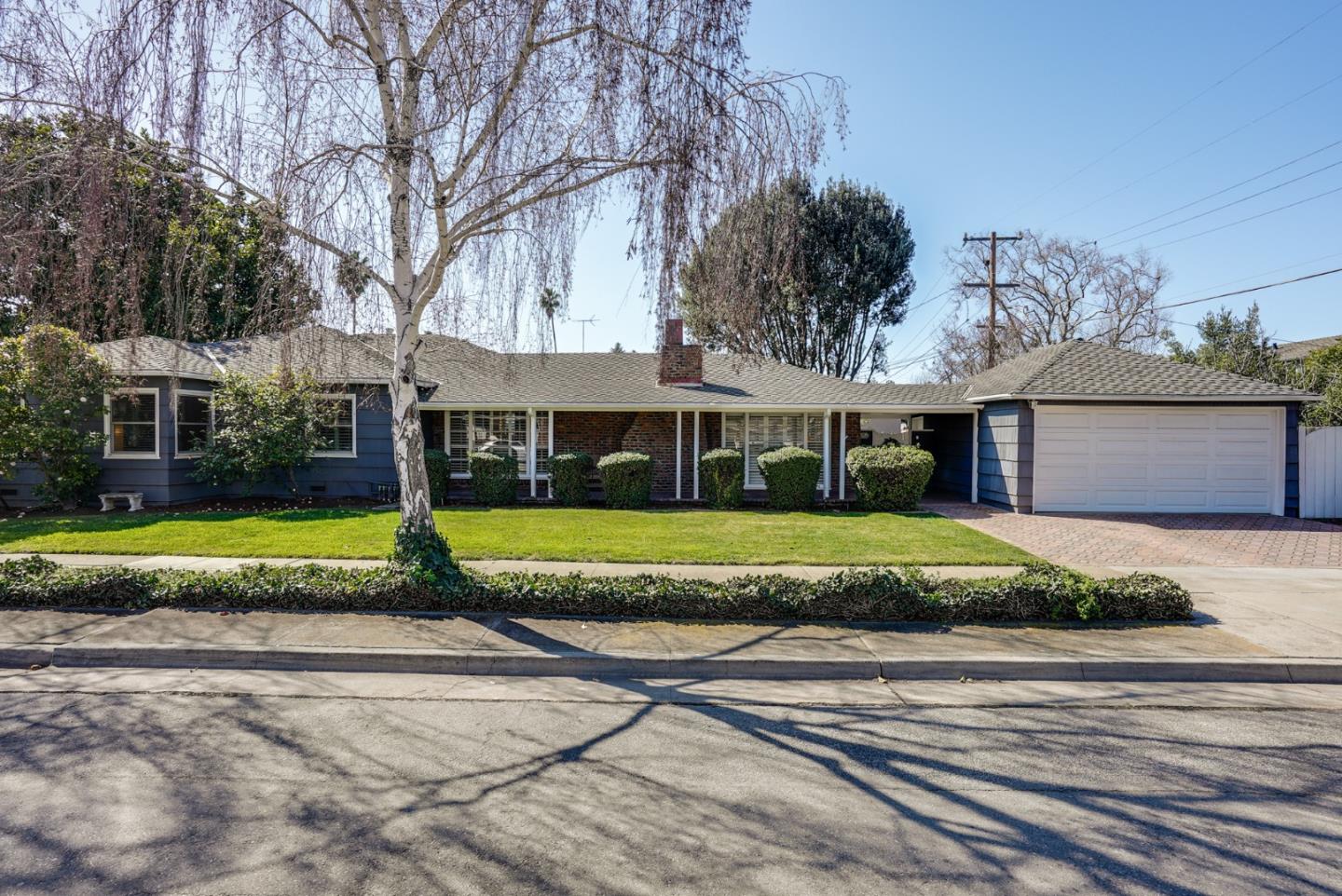 Neighborhood Neighborhood-14