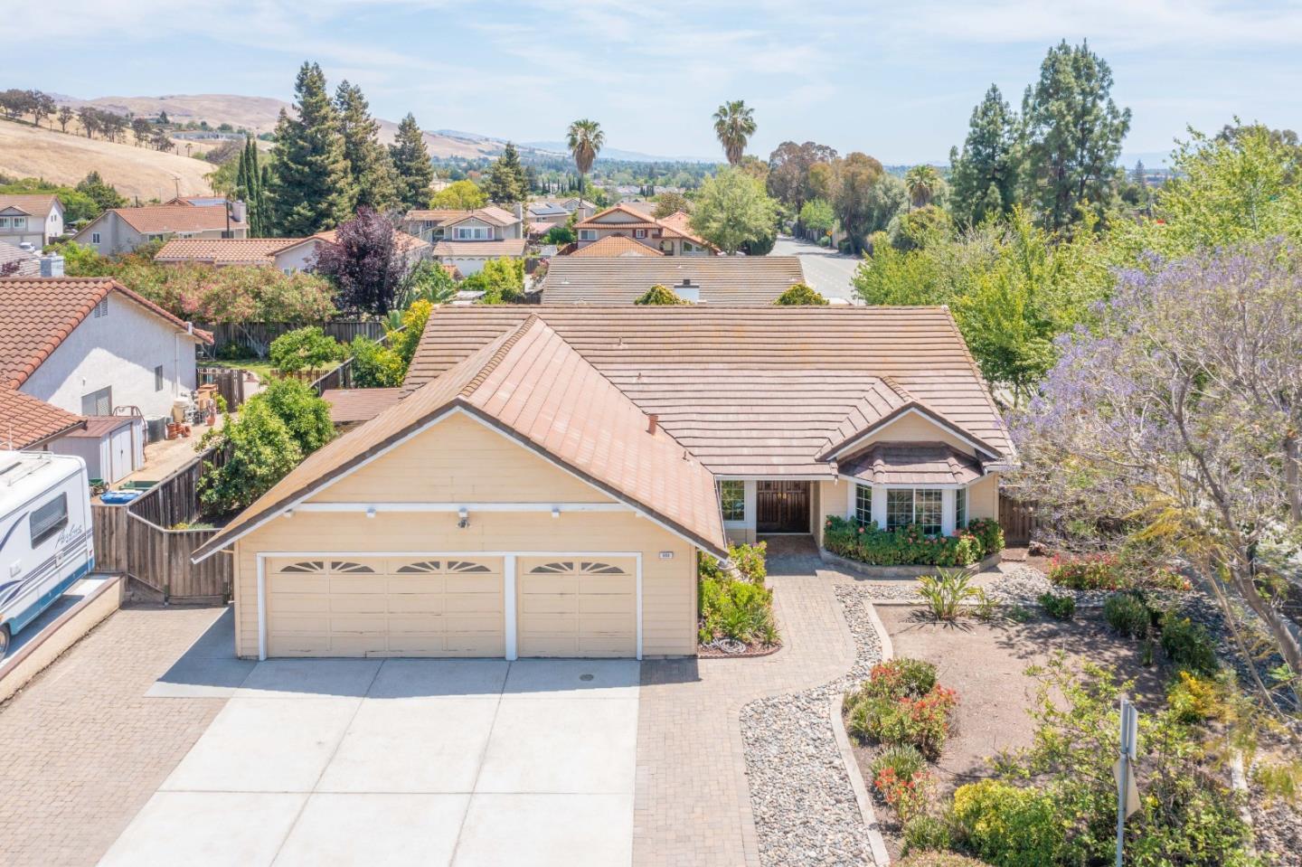 Neighborhood Neighborhood-57