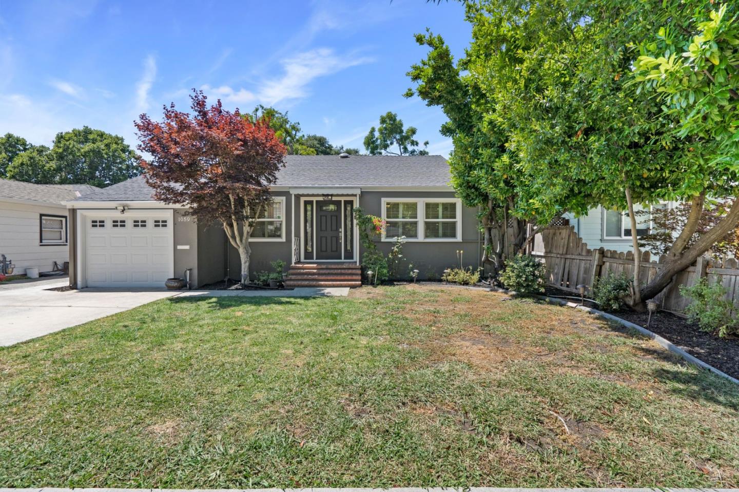 Neighborhood Neighborhood-44