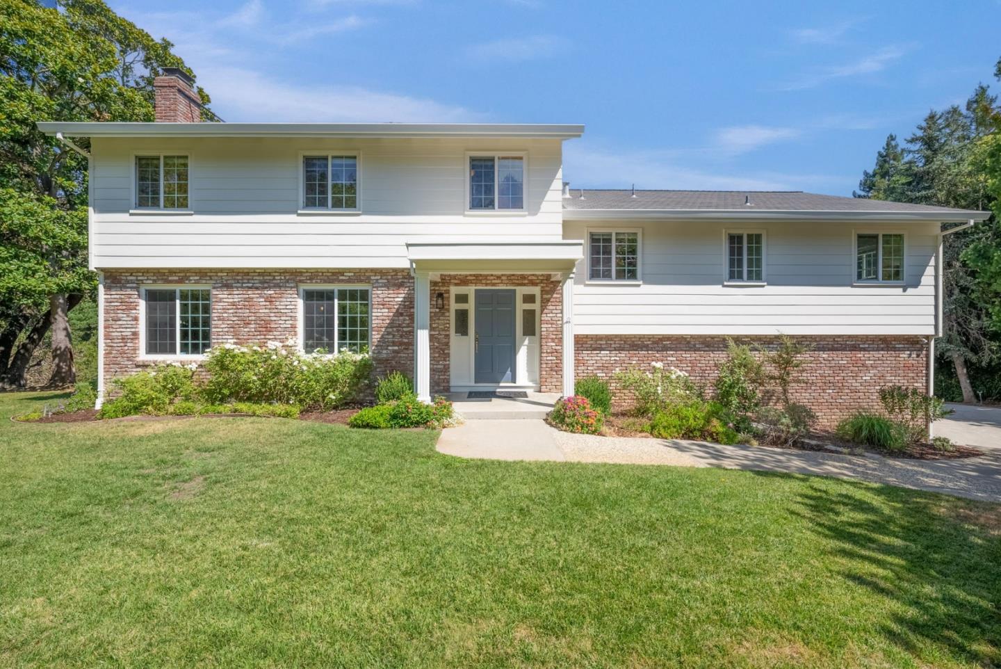 Neighborhood Neighborhood-16