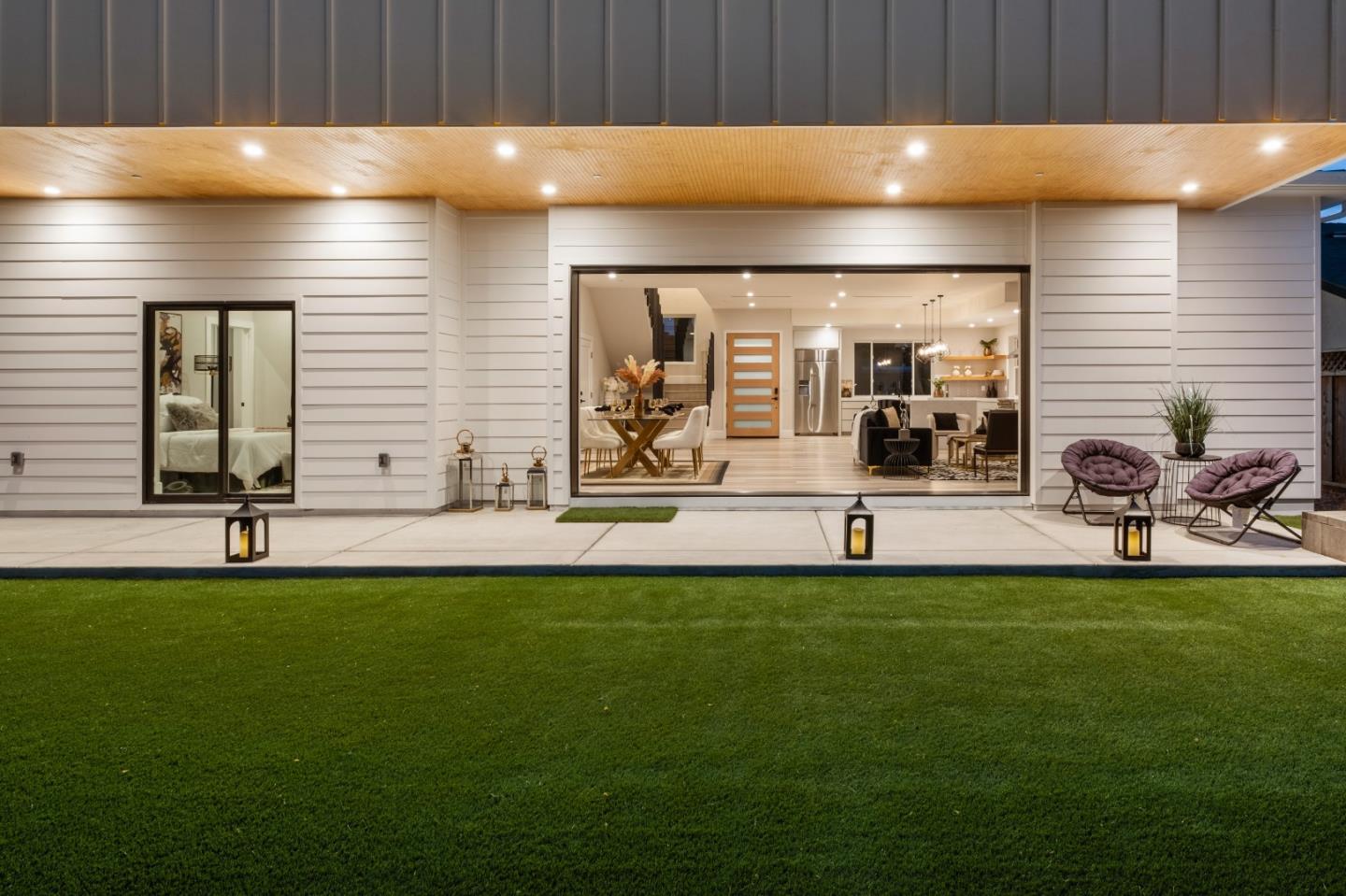 Neighborhood Neighborhood-105