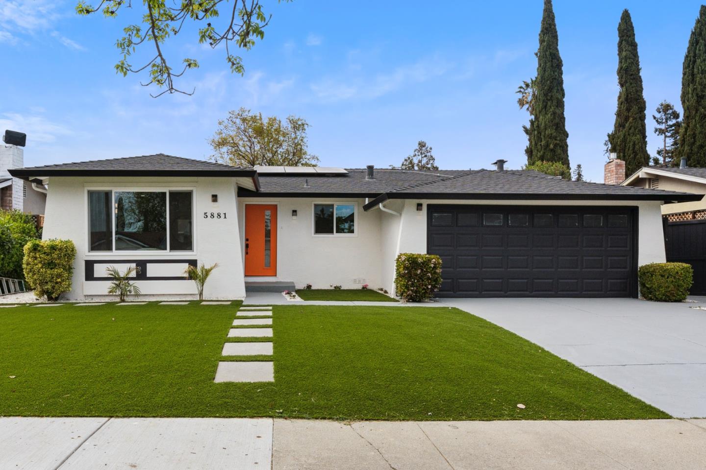 Neighborhood Neighborhood-20