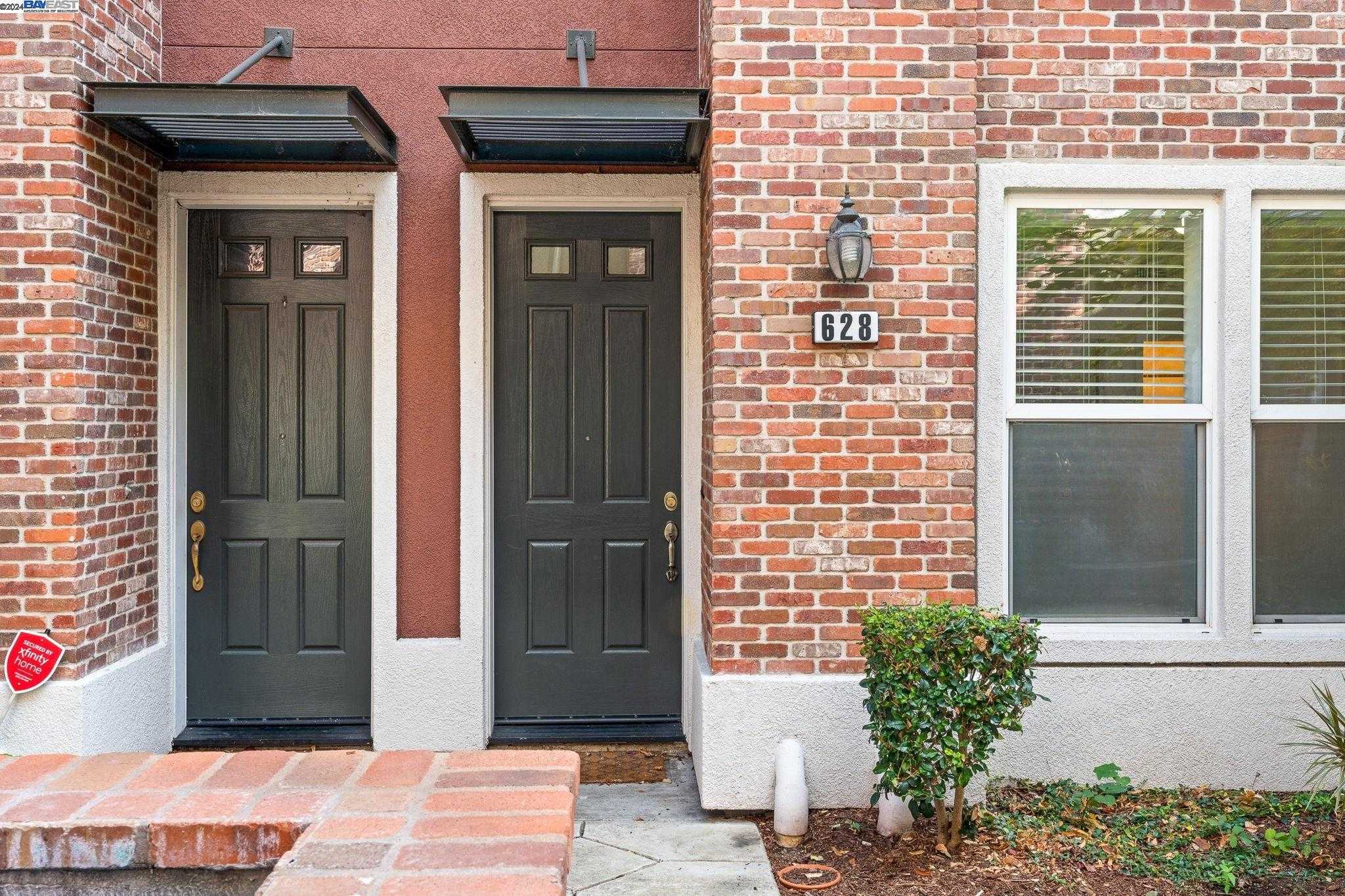 Neighborhood Neighborhood-38