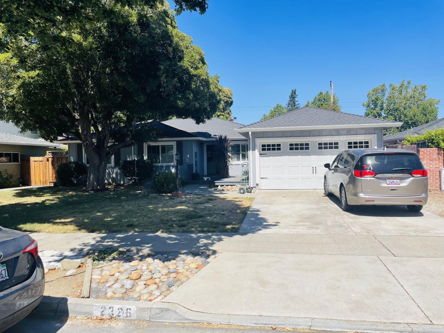 Neighborhood Neighborhood-81