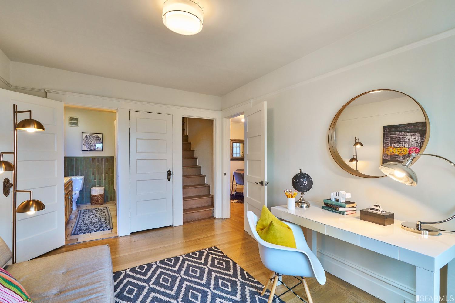 Neighborhood Neighborhood-124