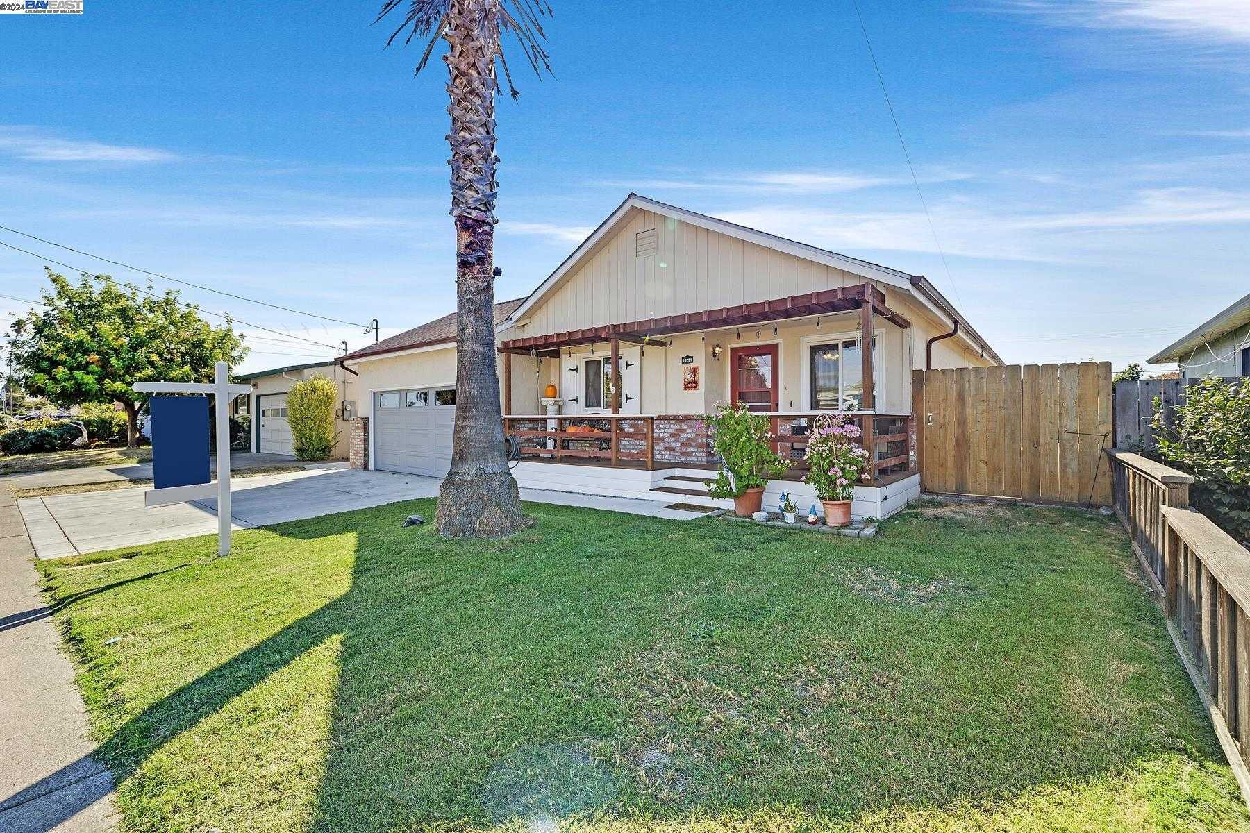 Neighborhood Neighborhood-45