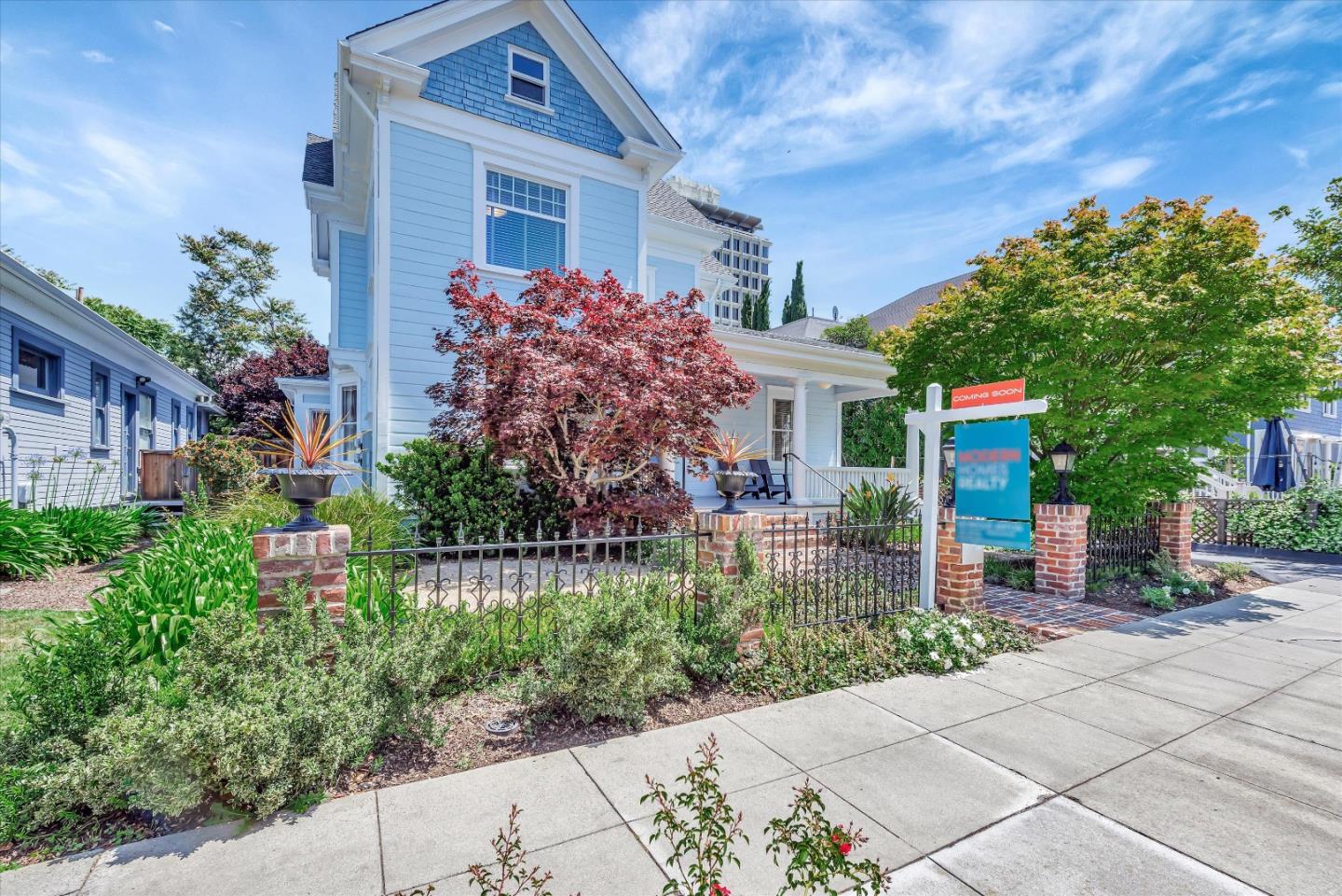 Neighborhood Neighborhood-28