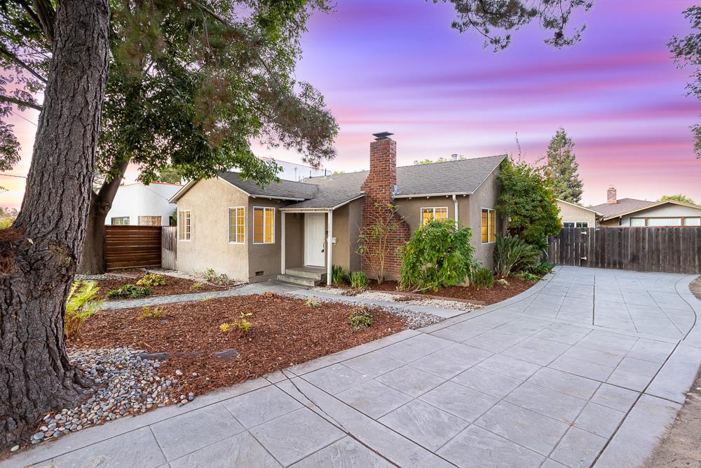 Neighborhood Neighborhood-56