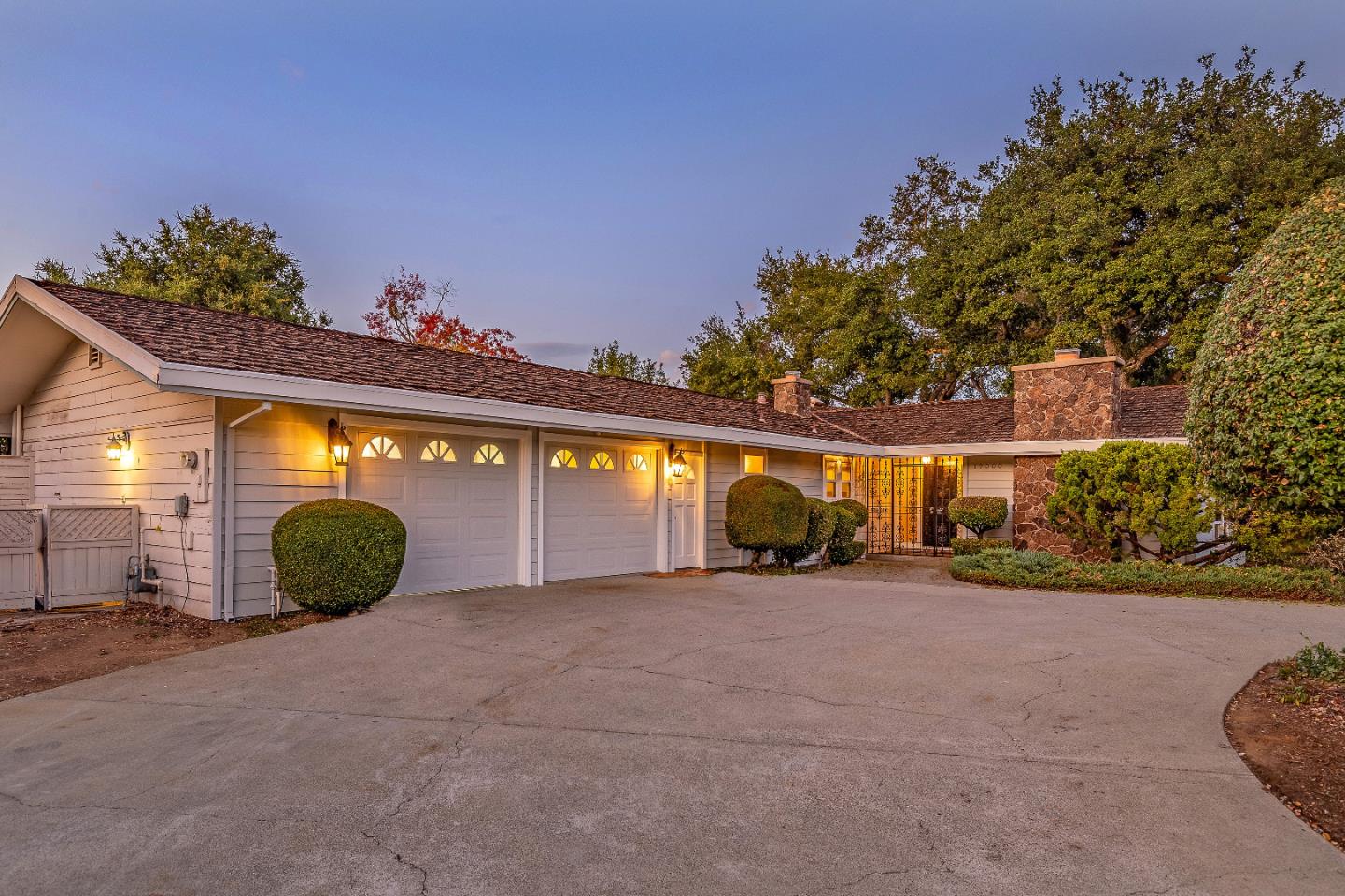 Neighborhood Neighborhood-3