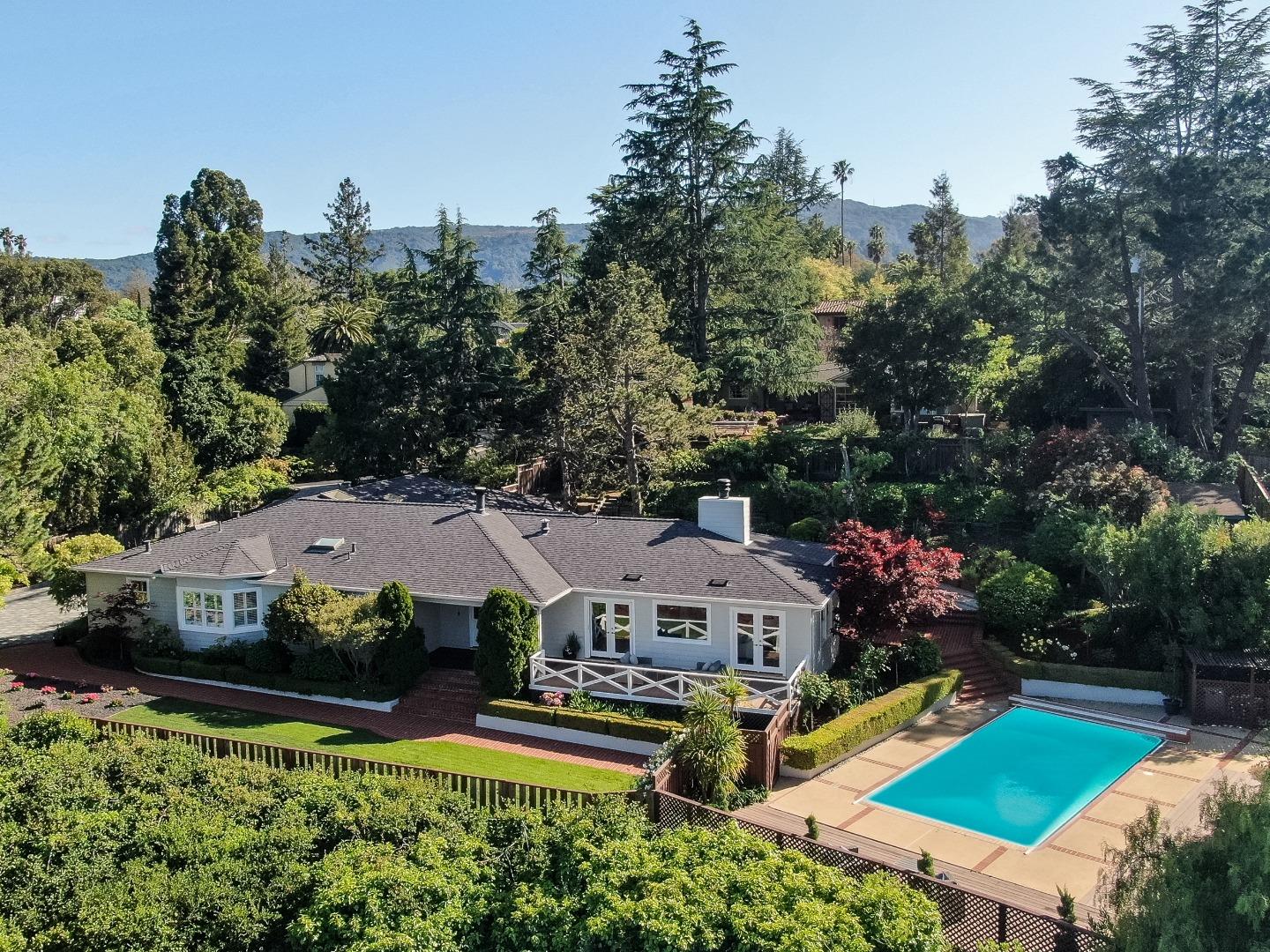 Neighborhood Neighborhood-11