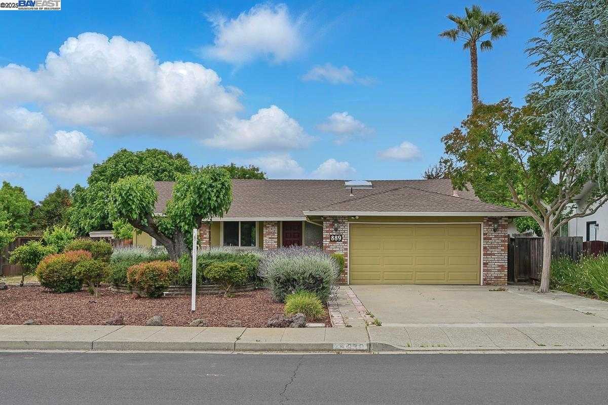 Neighborhood Neighborhood-12