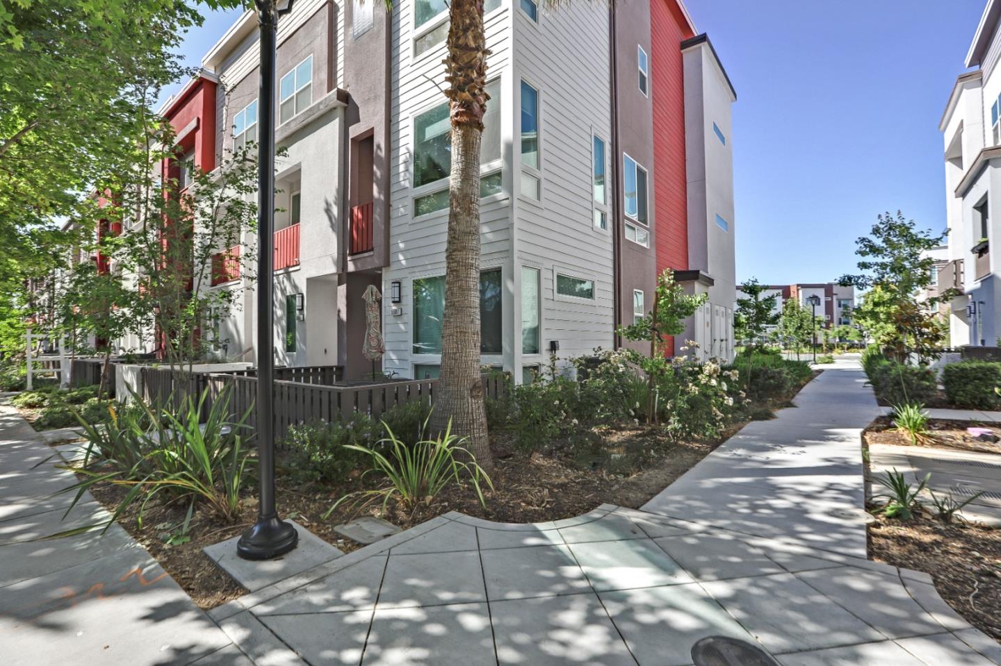 Neighborhood Neighborhood-118