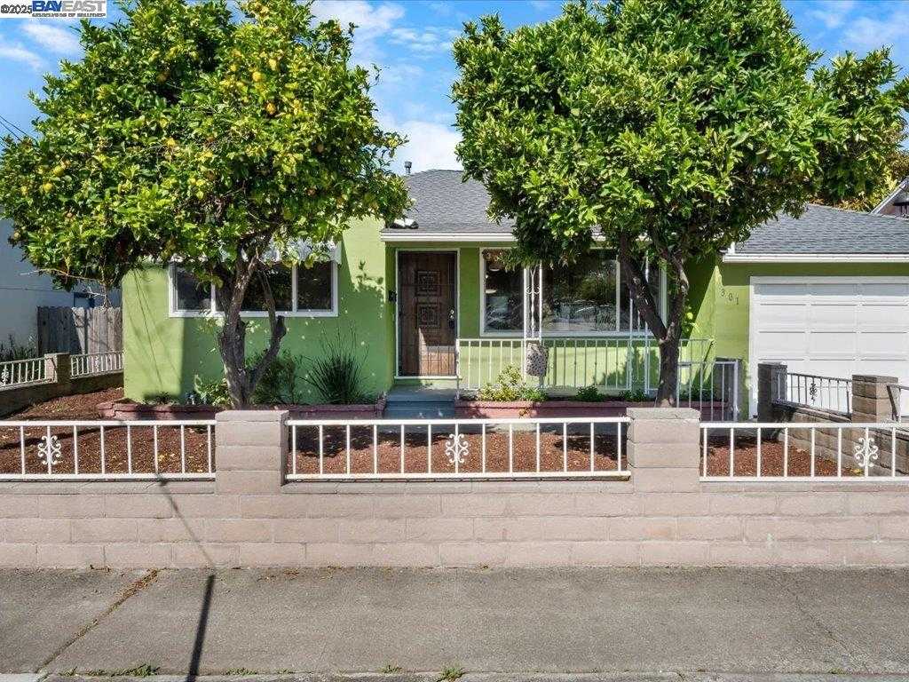 Neighborhood Neighborhood-10