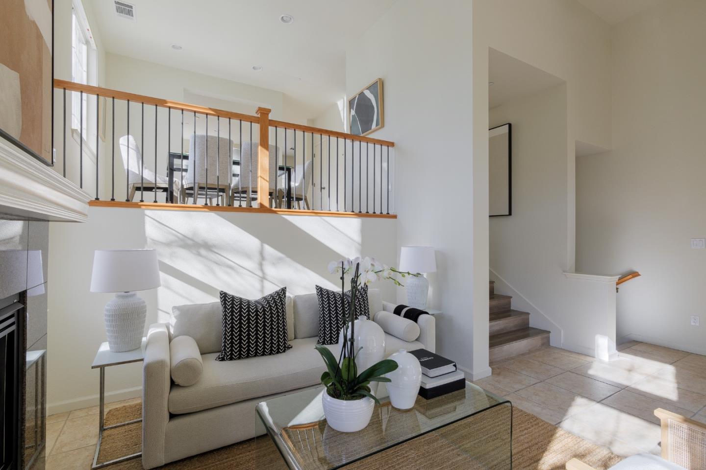 Neighborhood Neighborhood-25