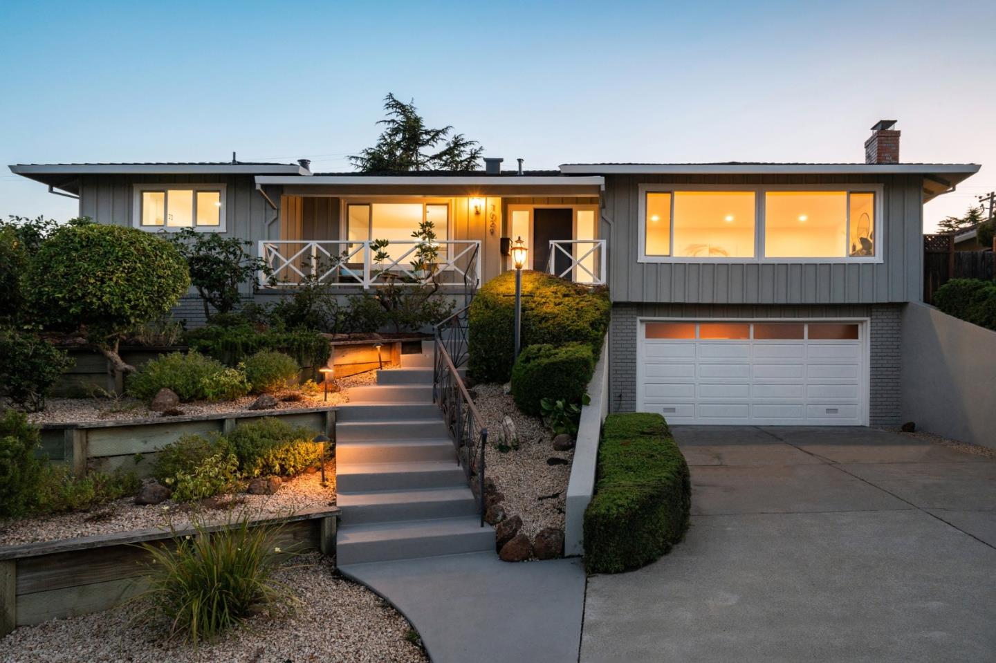 Neighborhood Neighborhood-41