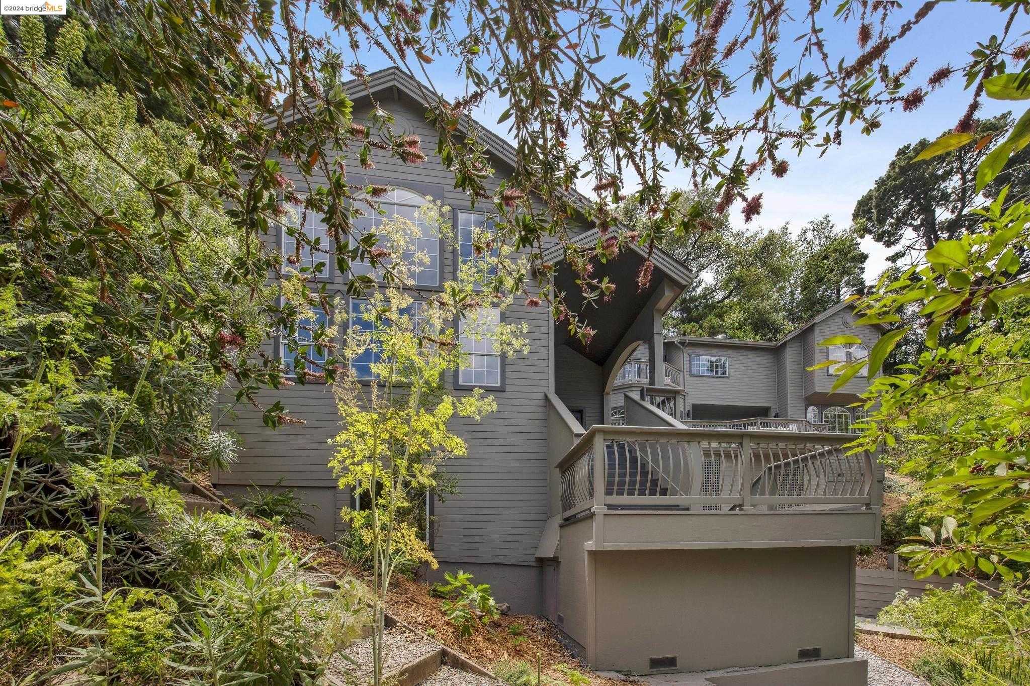 Piedmont-Pines-Oakland