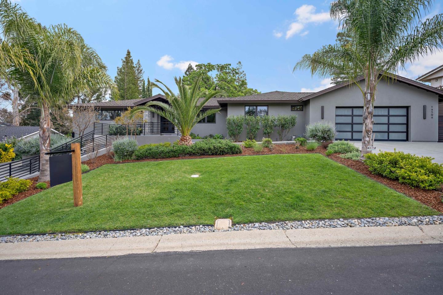 Neighborhood Neighborhood-6