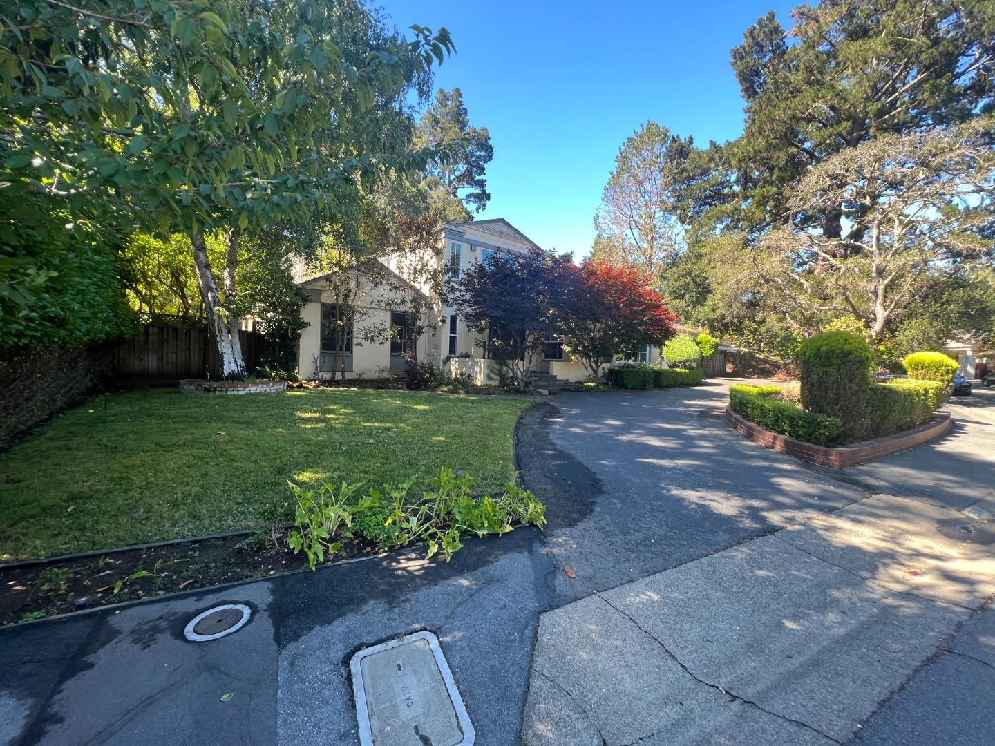 Neighborhood Neighborhood-13