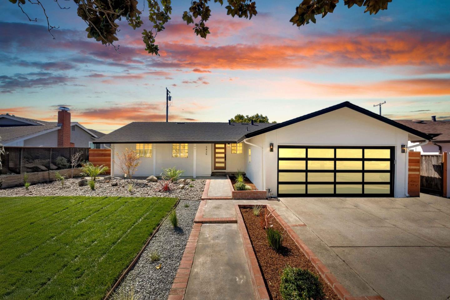 Neighborhood Neighborhood-5