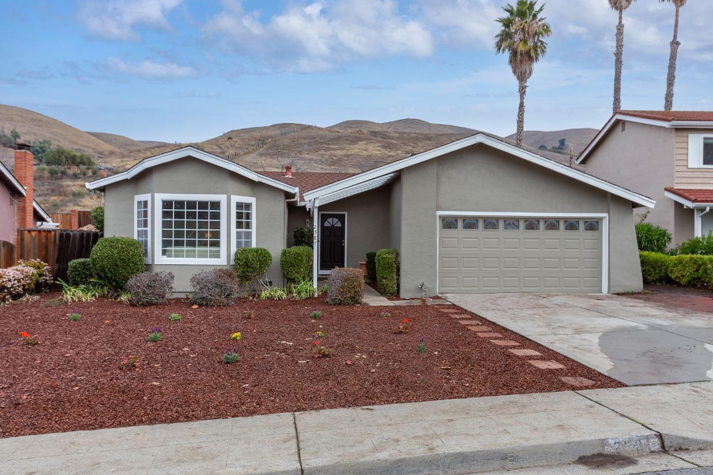 Neighborhood Neighborhood-18