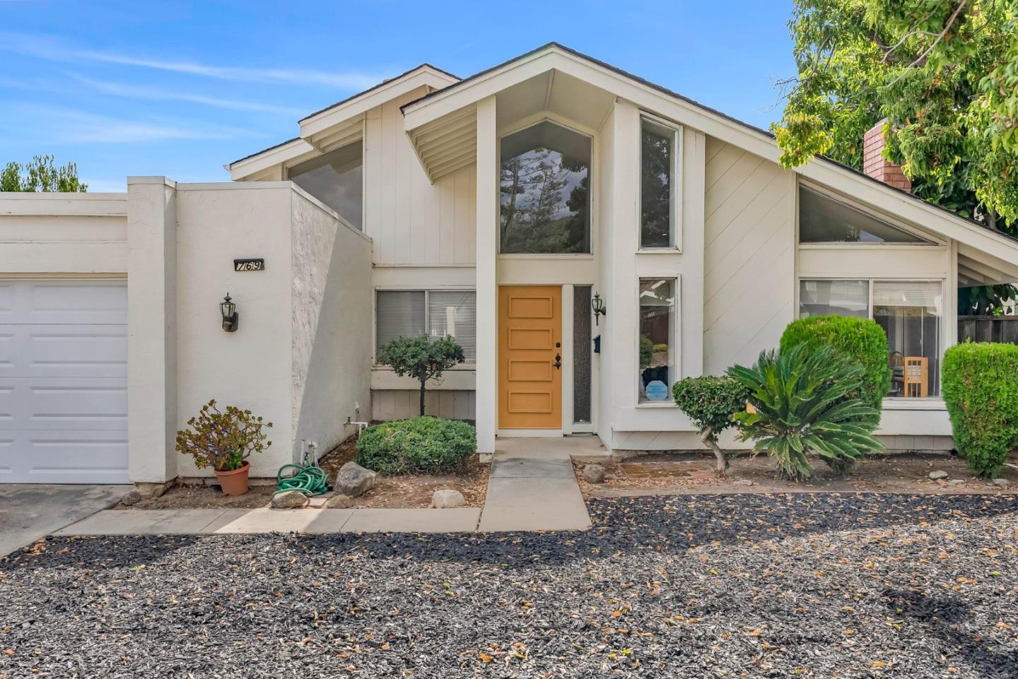 Neighborhood Neighborhood-2