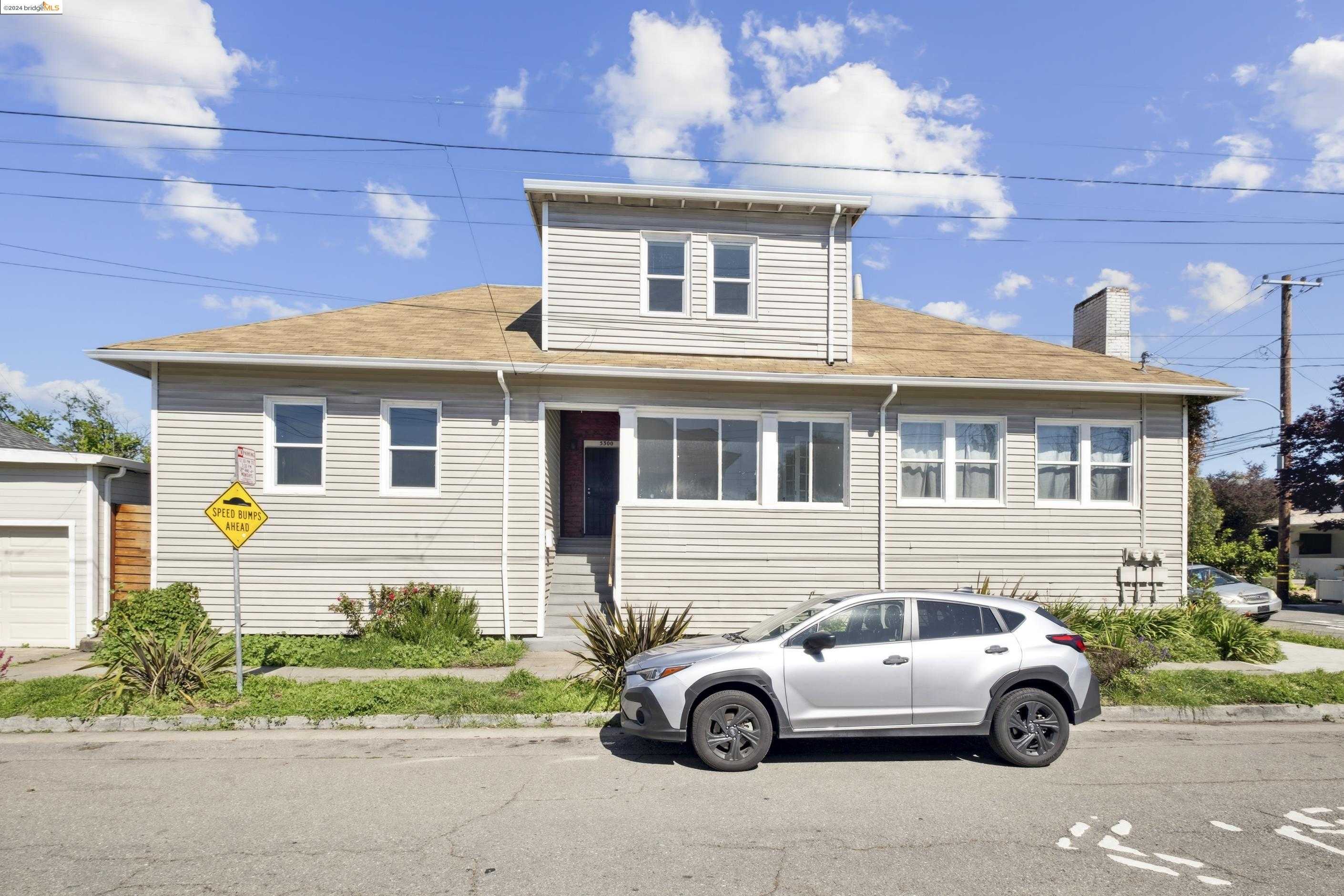 Neighborhood Neighborhood-9