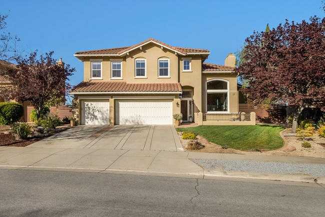 Neighborhood Neighborhood-20