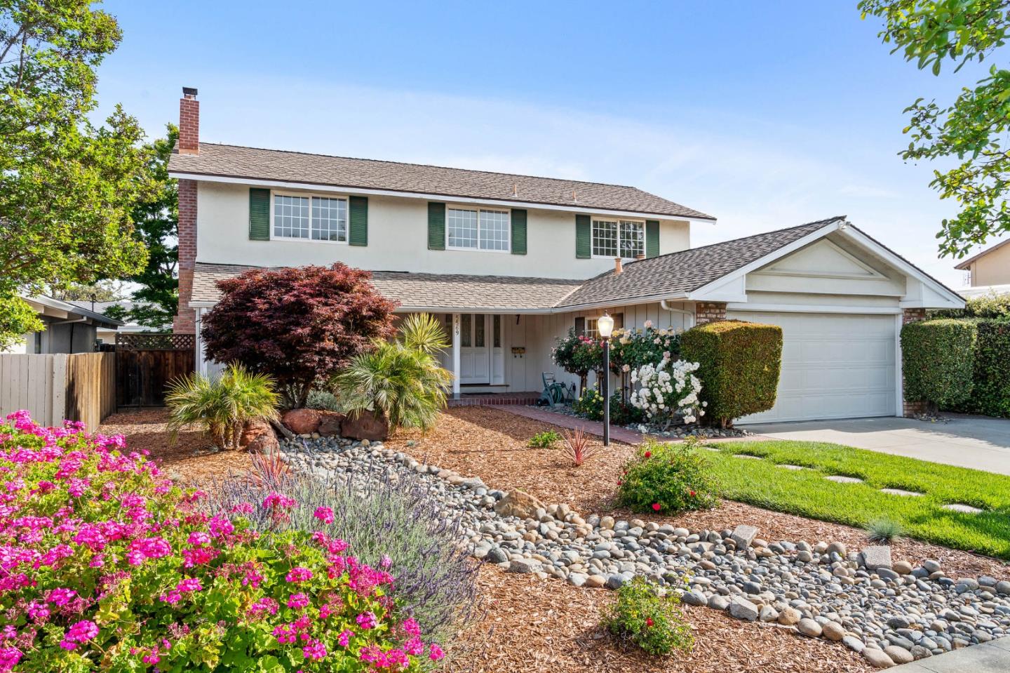 Neighborhood Neighborhood-28