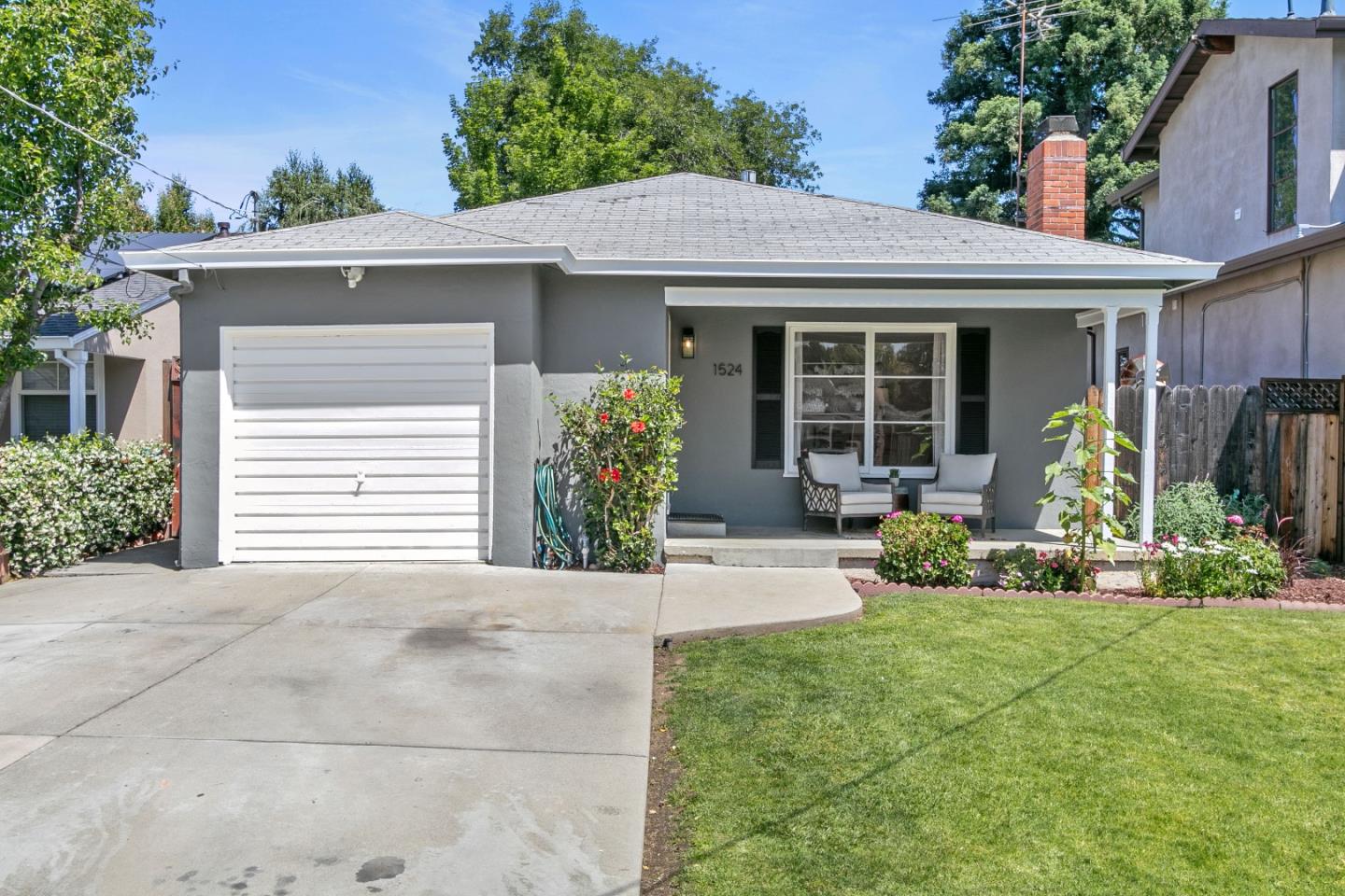 Neighborhood Neighborhood-32