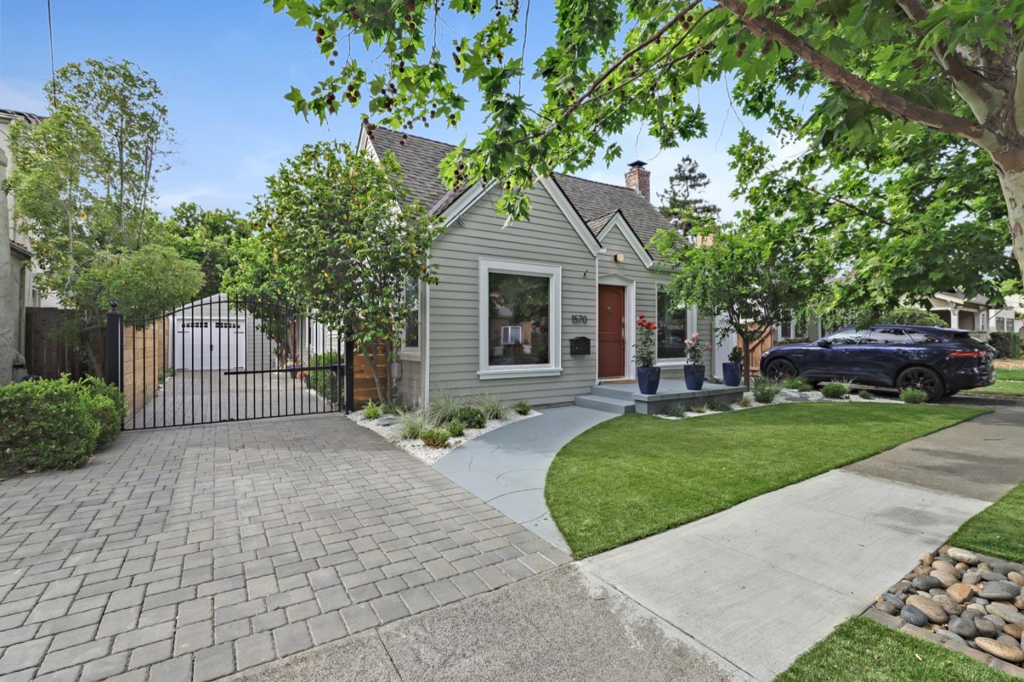 Neighborhood Neighborhood-102