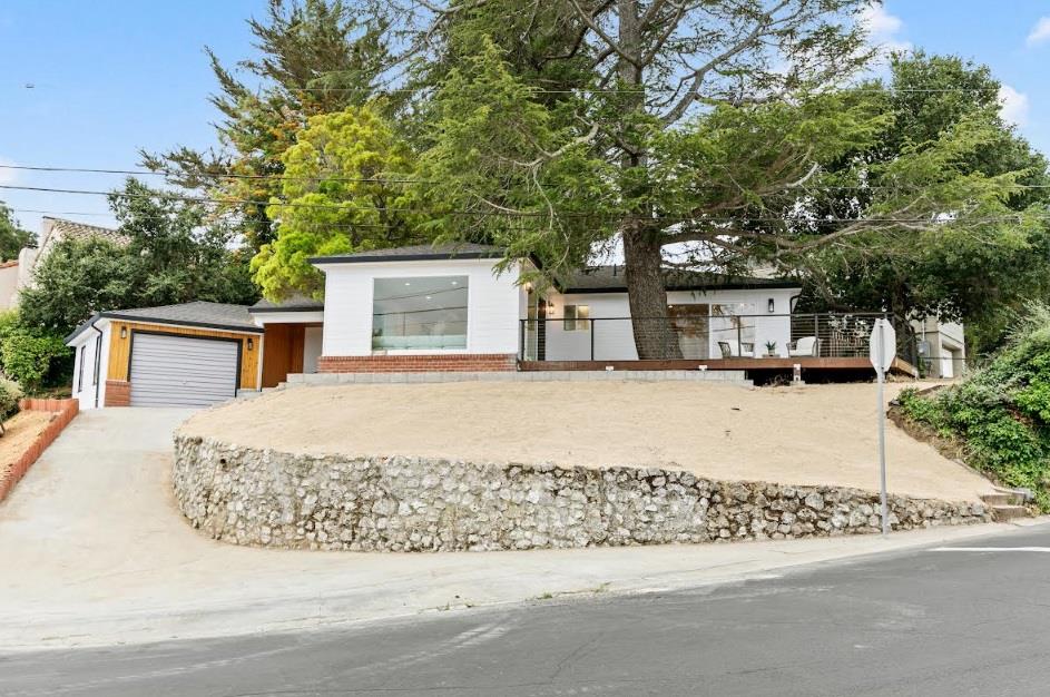 Neighborhood Neighborhood-38