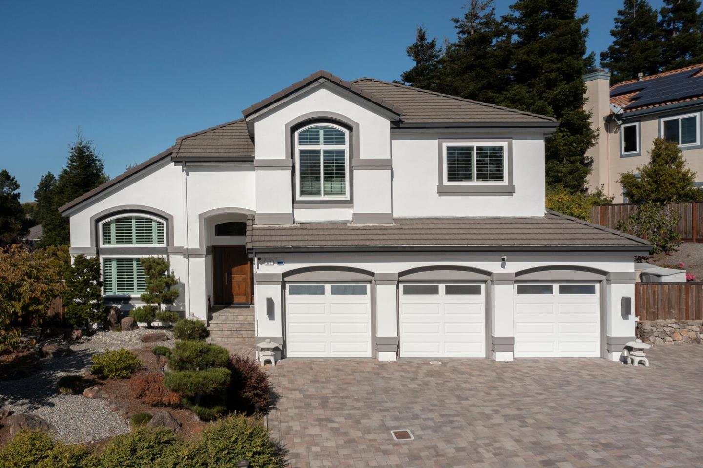 Neighborhood Neighborhood-3