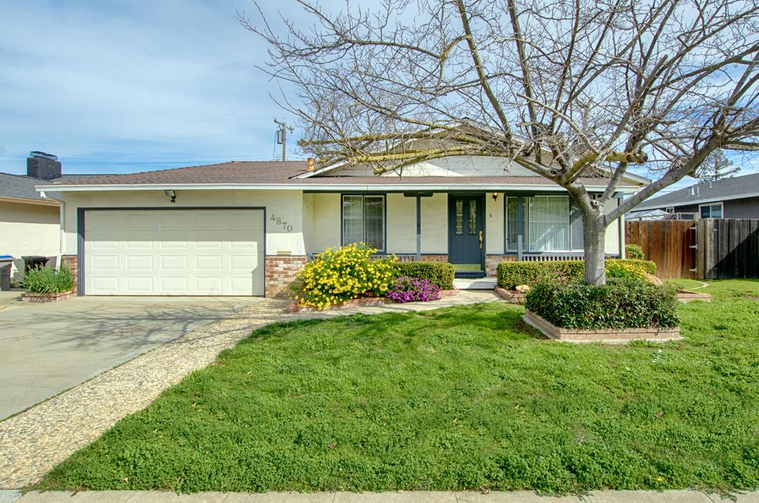 Neighborhood Neighborhood-20