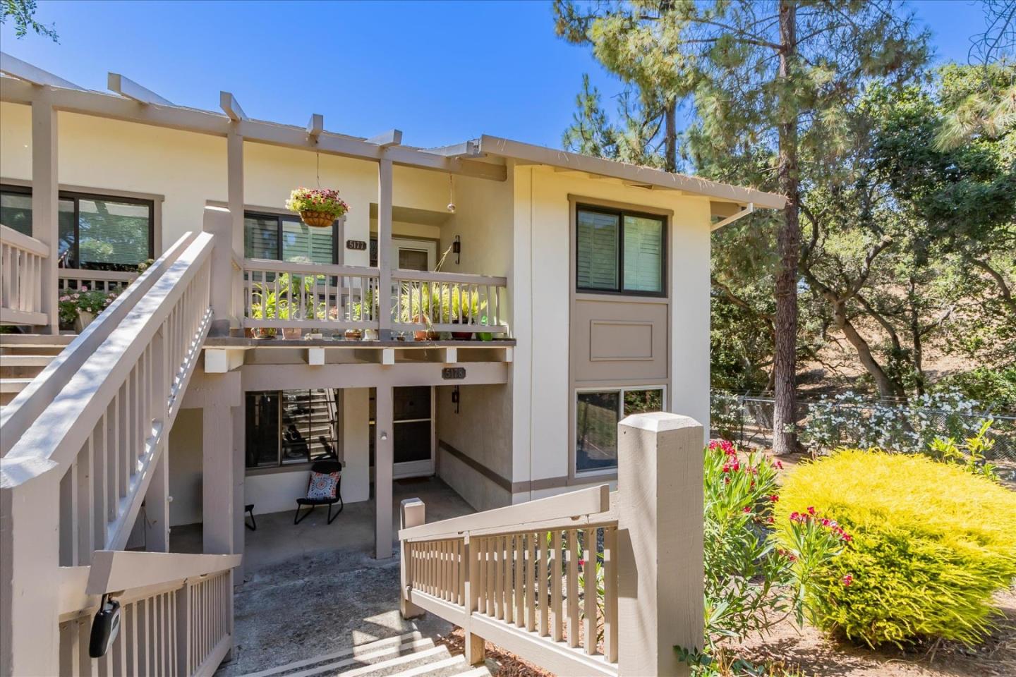 Neighborhood Neighborhood-18