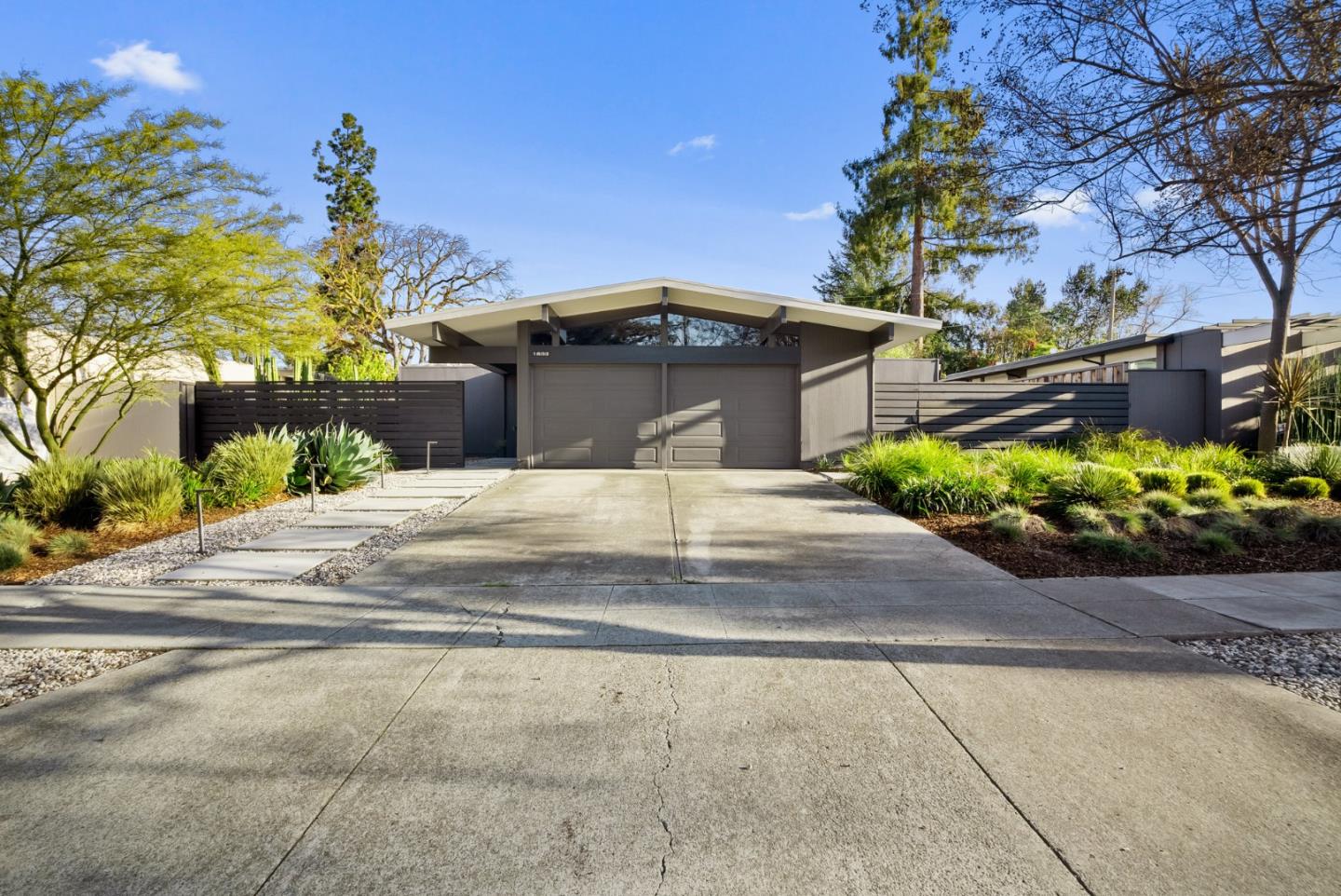 Neighborhood Neighborhood-65