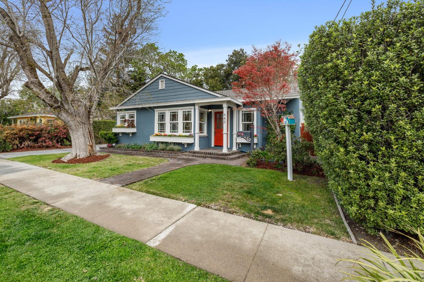 Neighborhood Neighborhood-51