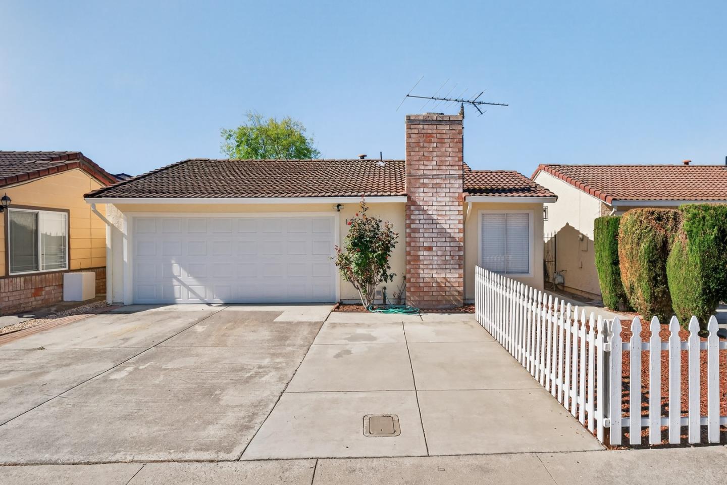 Neighborhood-3