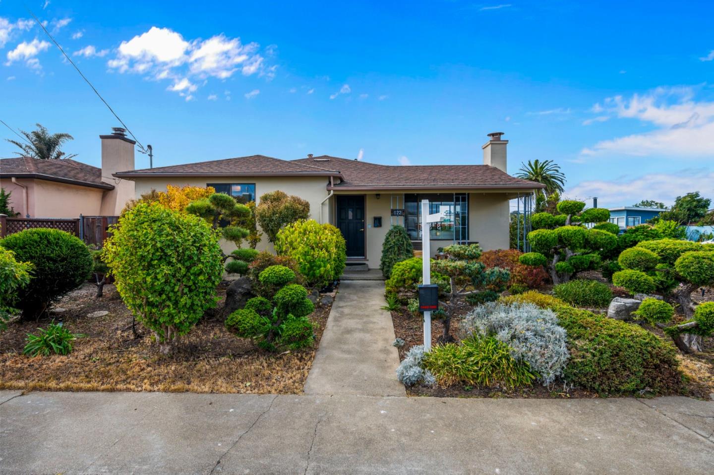 Neighborhood Neighborhood-5