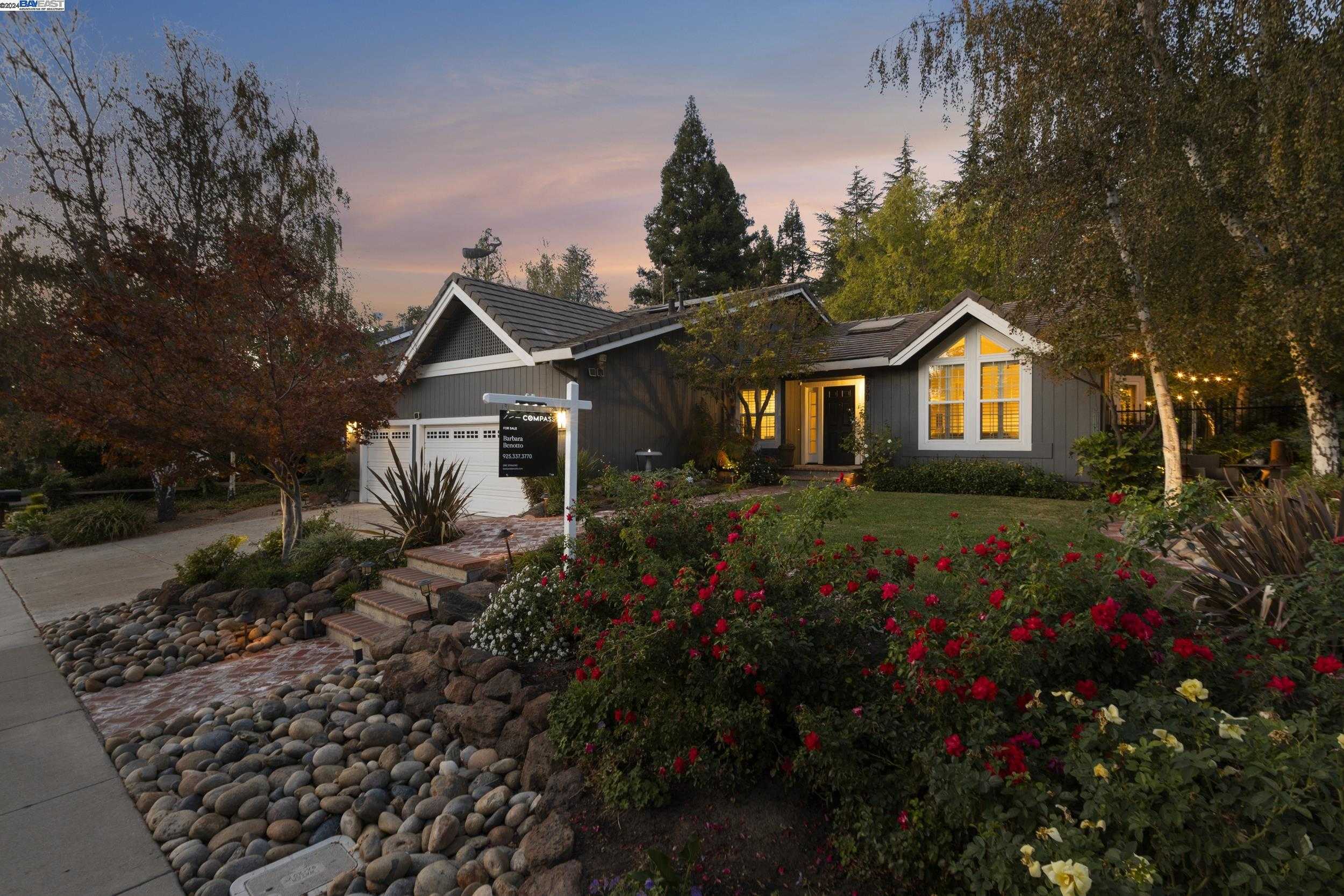 Neighborhood Neighborhood-14