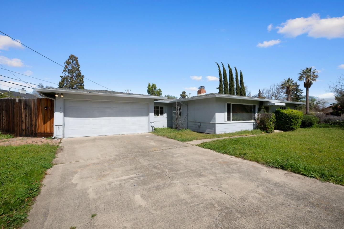 Neighborhood Neighborhood-10