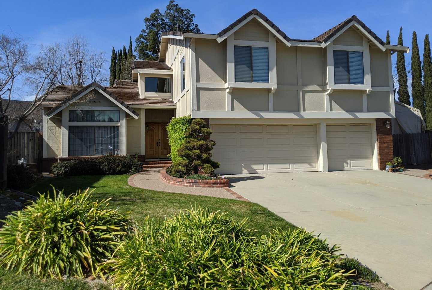 Neighborhood Neighborhood-4