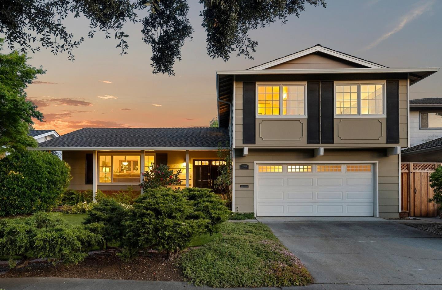 Neighborhood Neighborhood-3