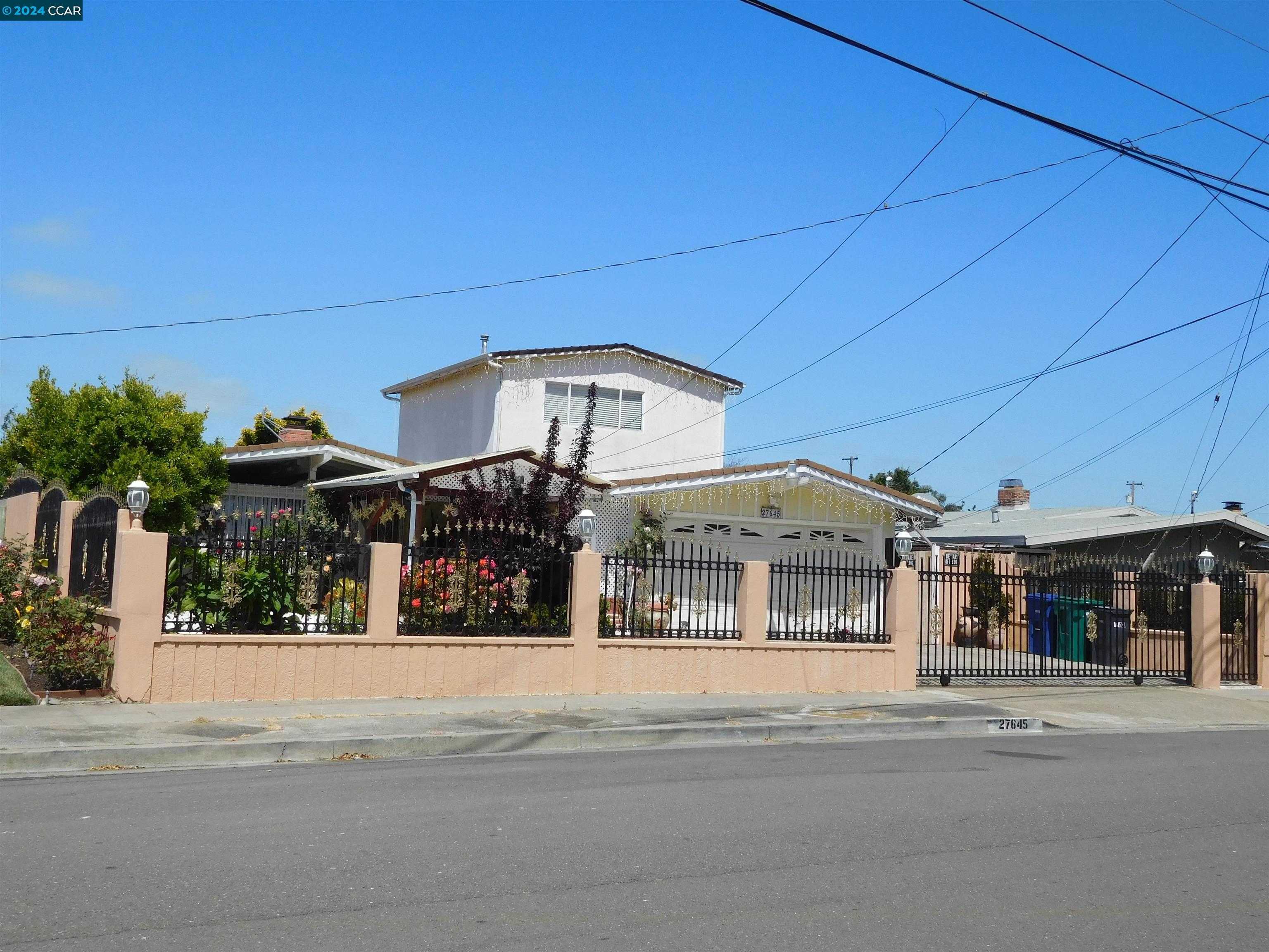 Neighborhood Neighborhood-4