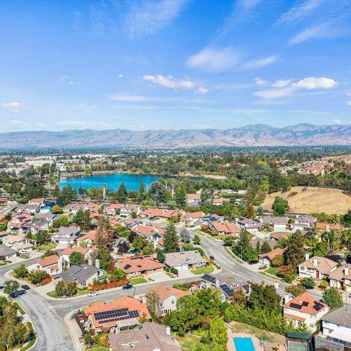 Neighborhood Neighborhood-13