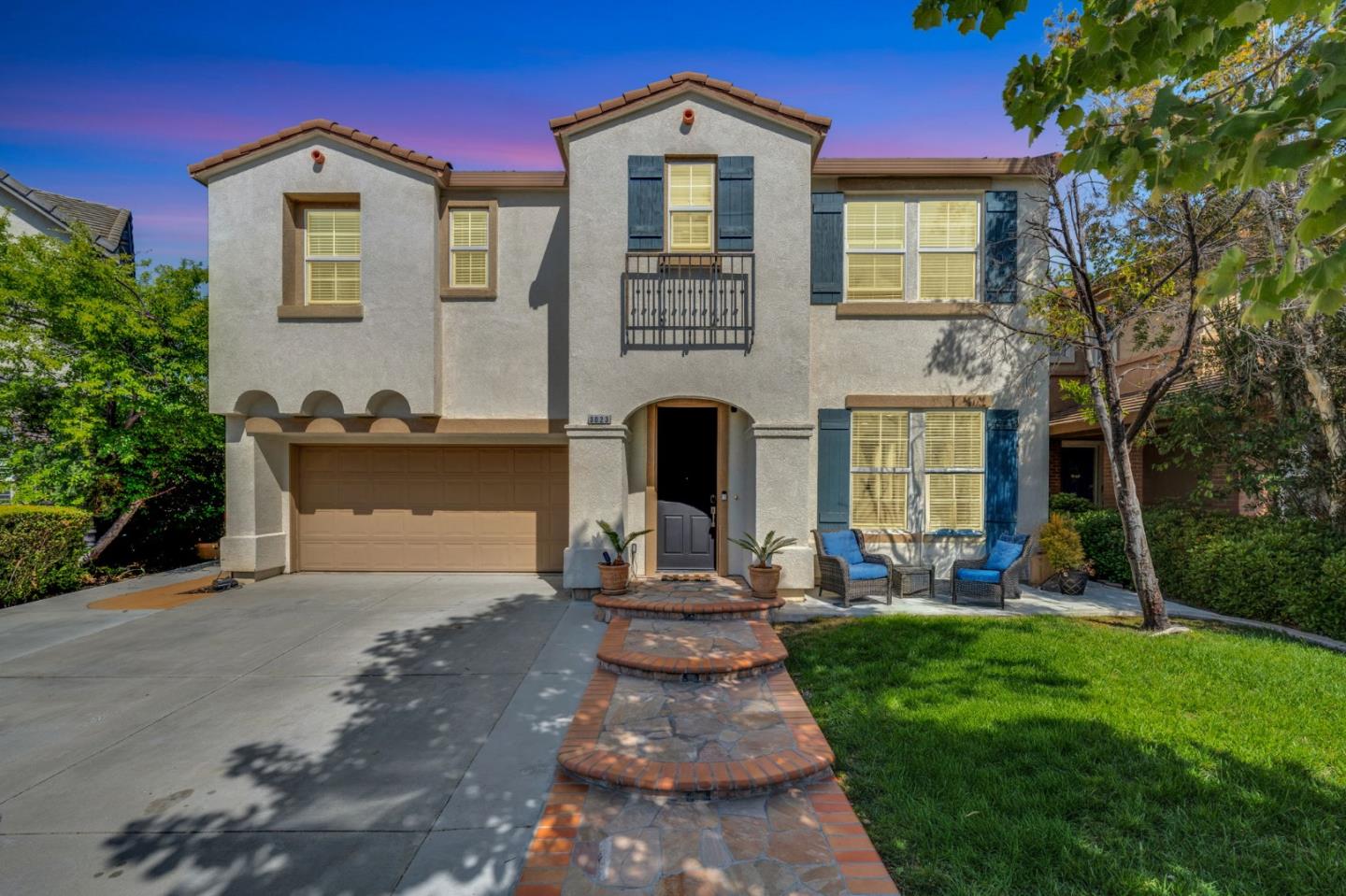 Neighborhood Neighborhood-13