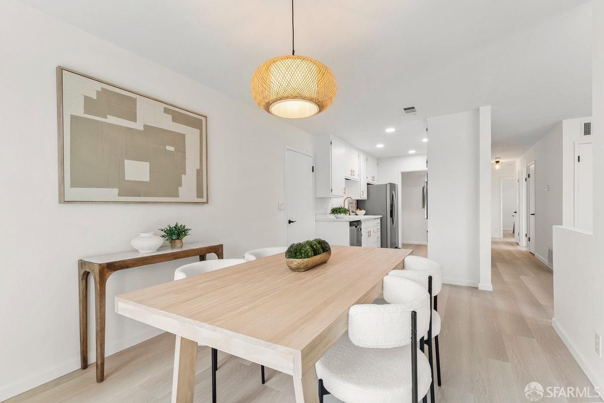 Neighborhood Neighborhood-70