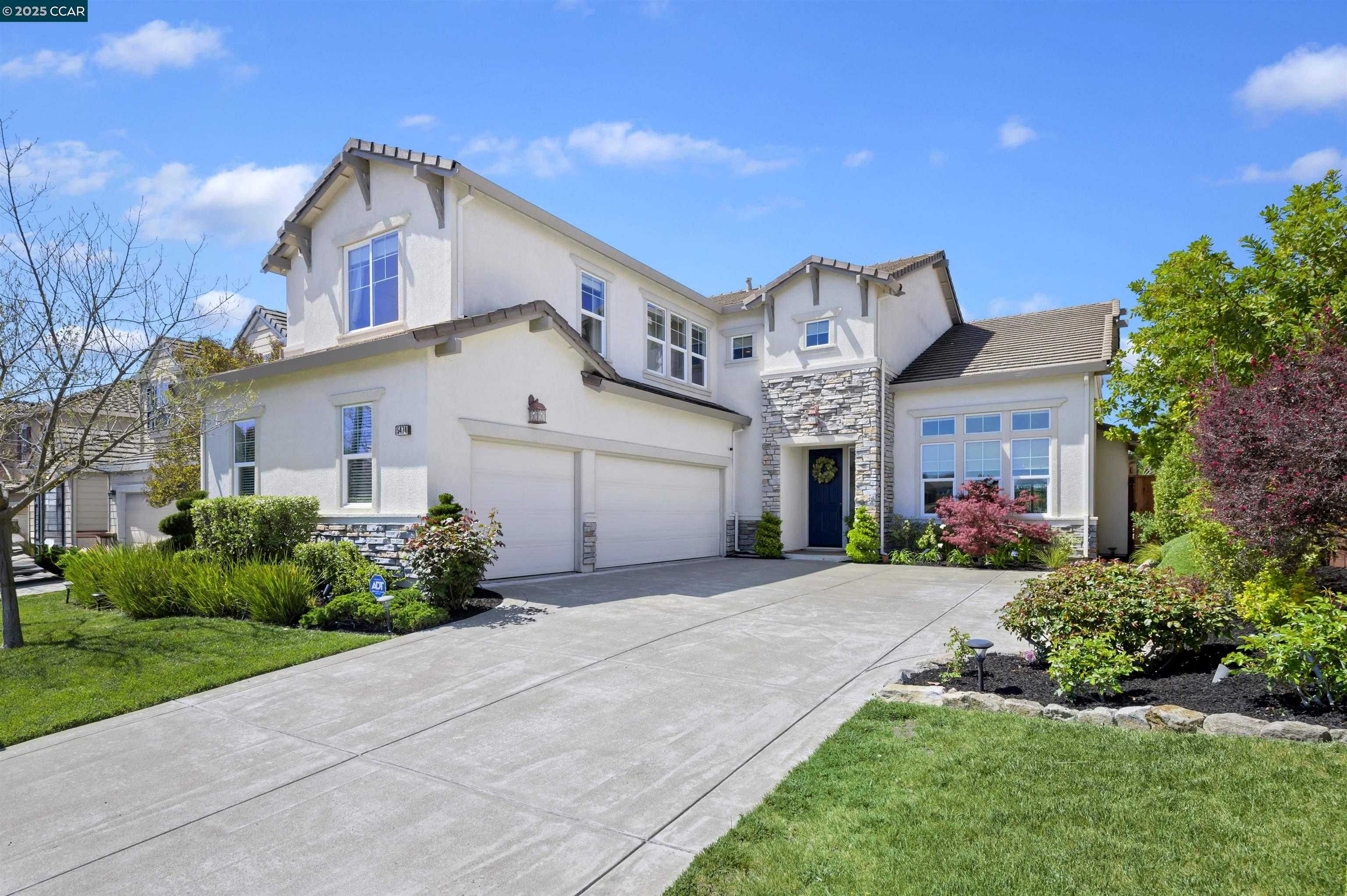 Neighborhood Neighborhood-10