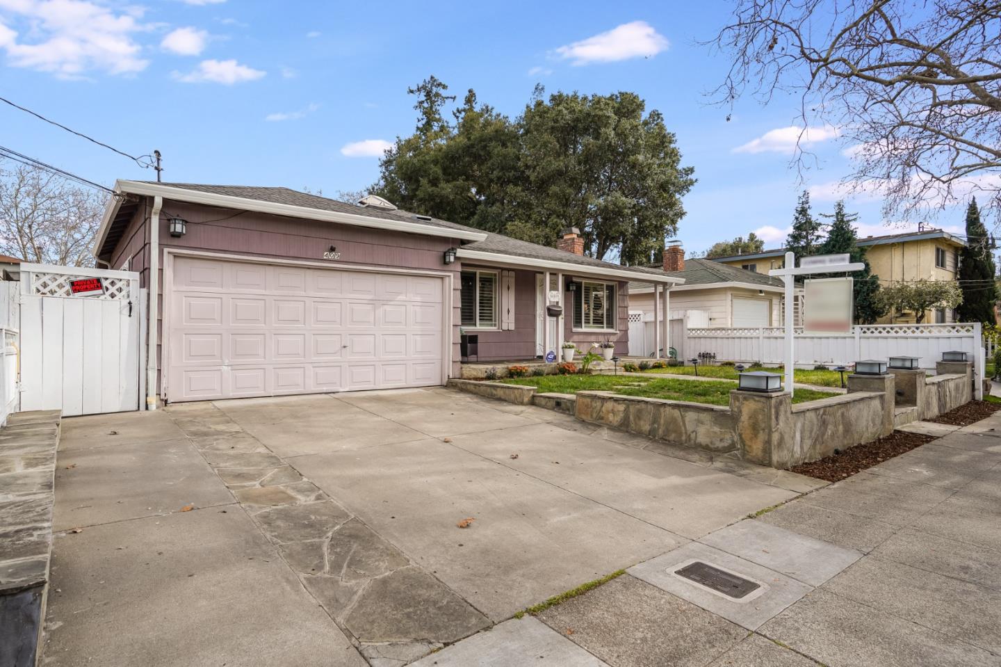 Neighborhood Neighborhood-53